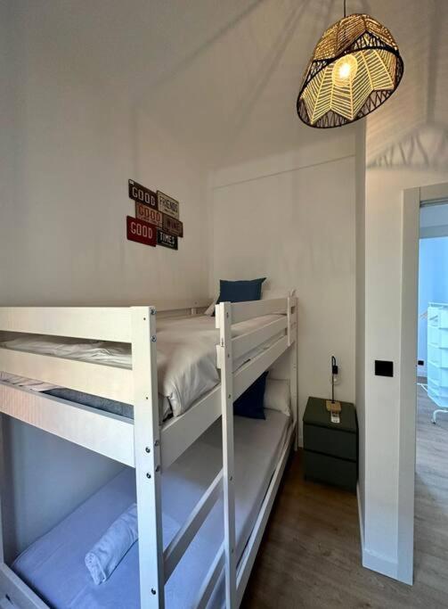 Nuevo Apt De Diseno Para 7Pax En Centro/La Latina Madrid Exterior foto